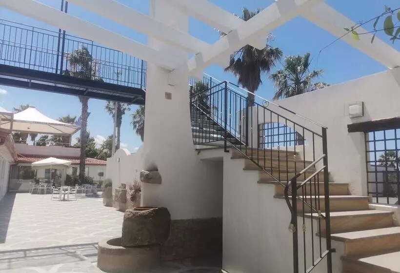 Aamiaismajoitus (B&B) Resort Atlantis