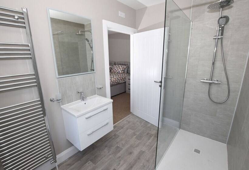 Homestead Hillsborough Guest Rooms