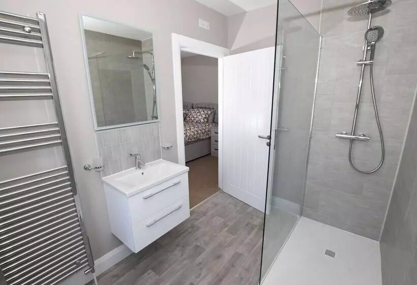 Homestead Hillsborough Guest Rooms