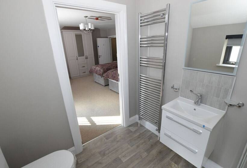 Homestead Hillsborough Guest Rooms