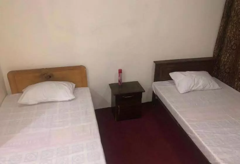 هتل Highlander Inn Skardu