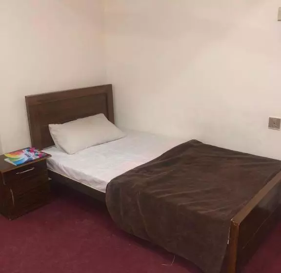 هتل Highlander Inn Skardu