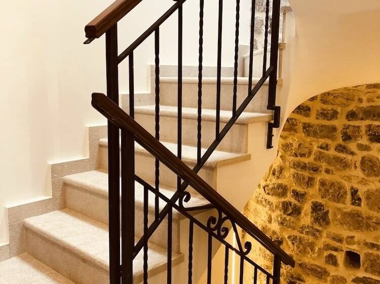 پانسیون Guesthouse Giraffe