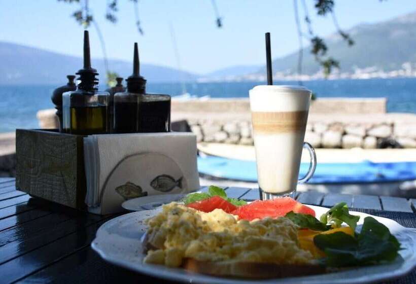 پانسیون Guesthouse Giraffe