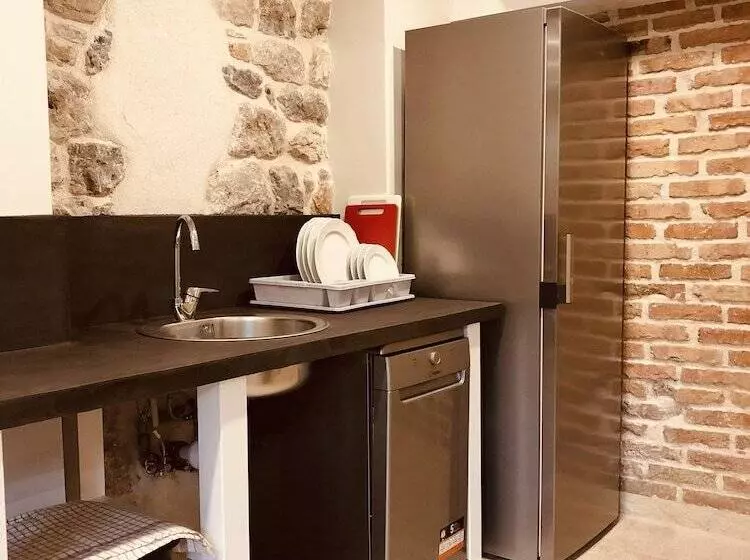 پانسیون Guesthouse Giraffe