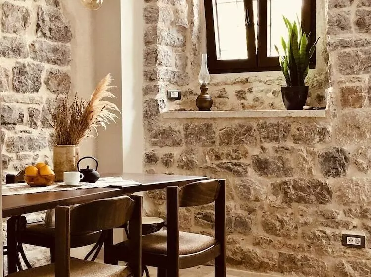 پانسیون Guesthouse Giraffe