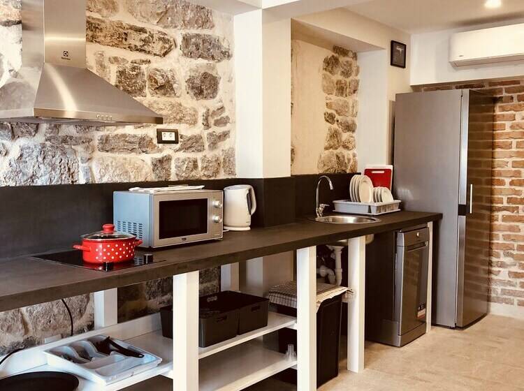 پانسیون Guesthouse Giraffe