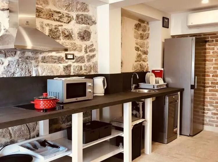 پانسیون Guesthouse Giraffe