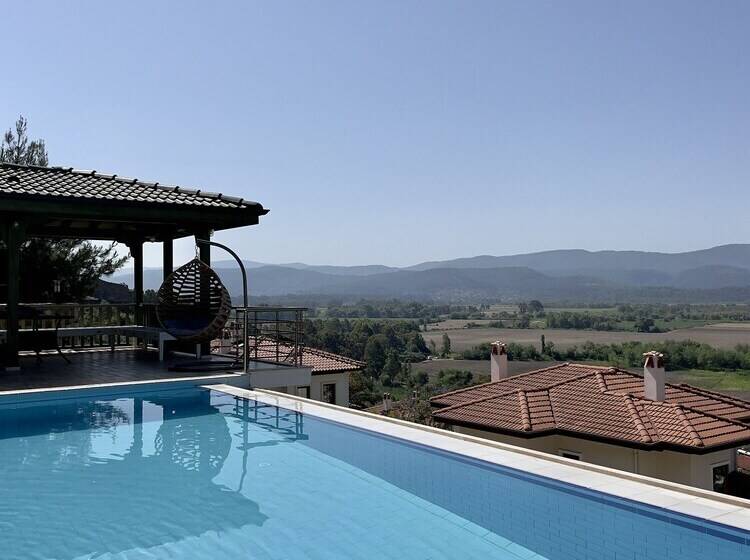 בית מלון כפרי Beacon Hill Suites