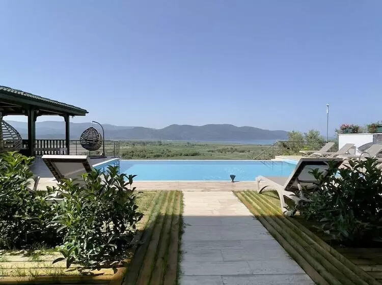 Hotelli Beacon Hill Suites