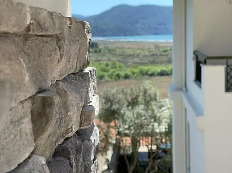 Hotelli Beacon Hill Suites