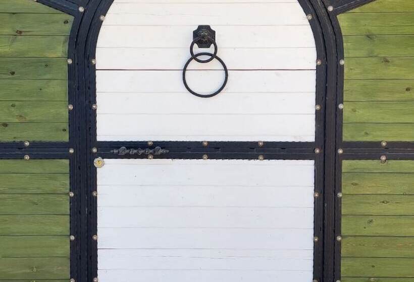 בית מלון כפרי Beacon Hill Suites