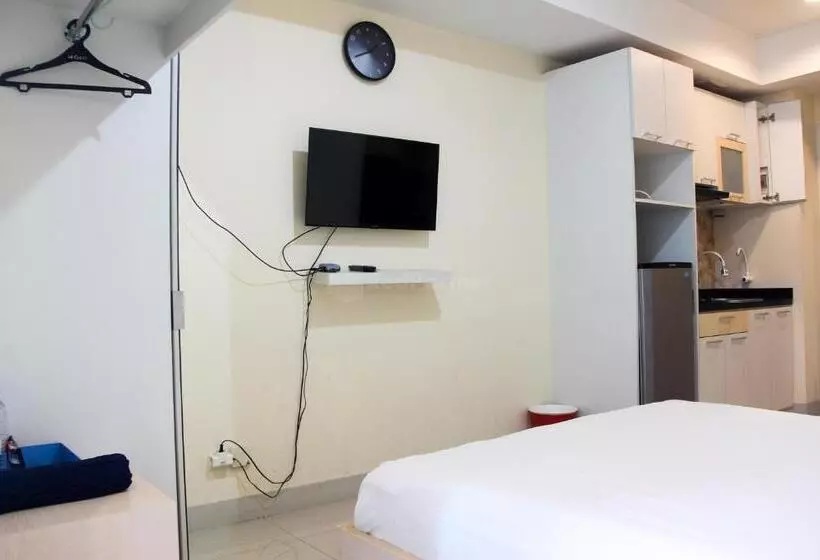 ホテル Redliving Apartemen Grand Kamala Lagoon   Swastika F88 Group Tower Barclay North