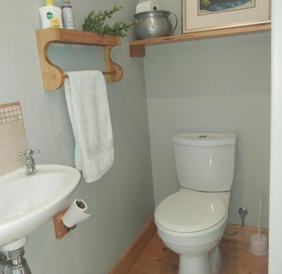 بنسيون Oppikoppi De Kelders