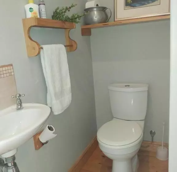 Majatalo Oppikoppi De Kelders