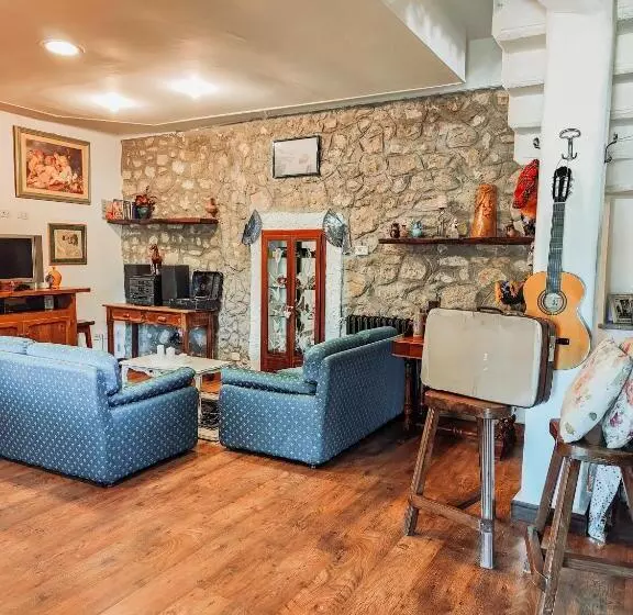 ベッドアンドブレックファースト Casale Dei Ricordi