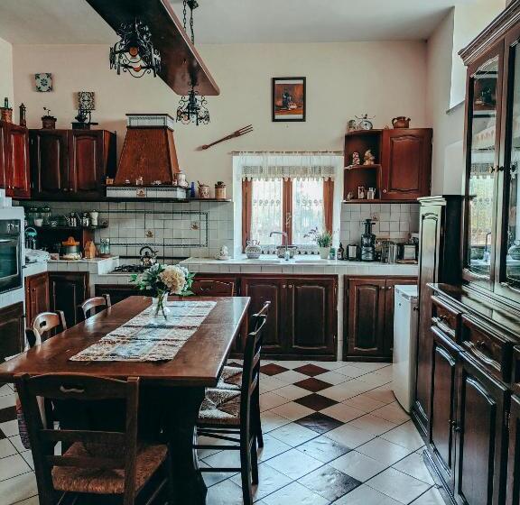 مبيت وإفطار Casale Dei Ricordi