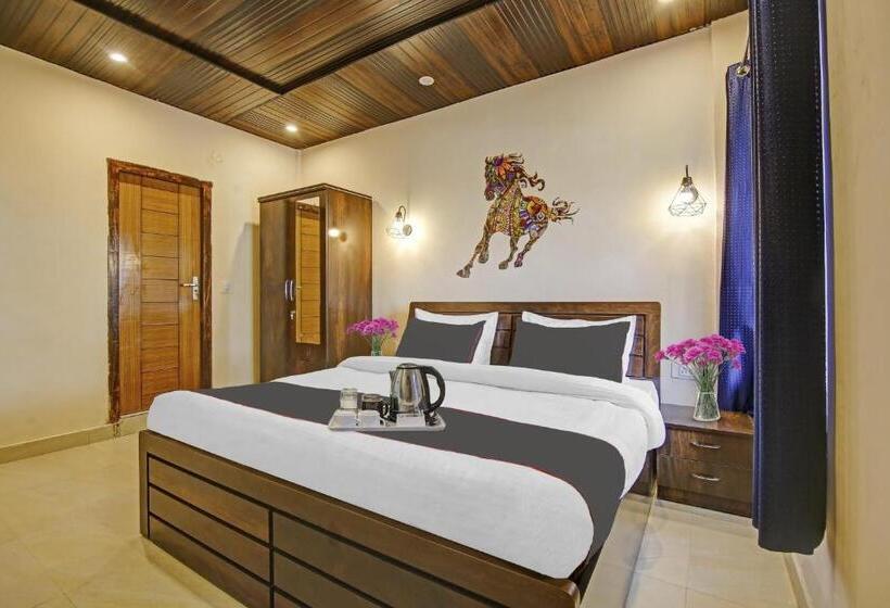 בית מלון כפרי Super Collection O Grey Castle Inn