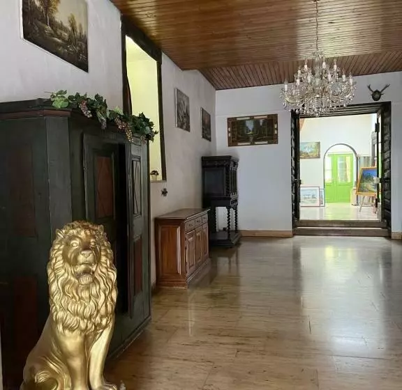 Hotelli Pension Main Art