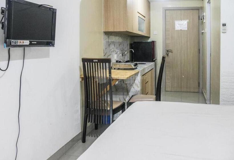 בית מלון כפרי Redliving Apartemen Paradise Mansion   Gunawan