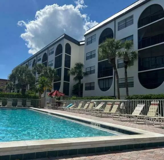 Knot A Care Remodeled Direct Water Access Condo With Ocean And Pool Views Now Sleeps Six
