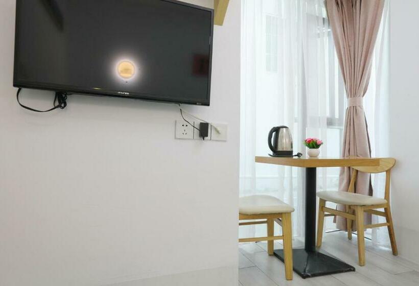 Pensiune 厦门路家原宿