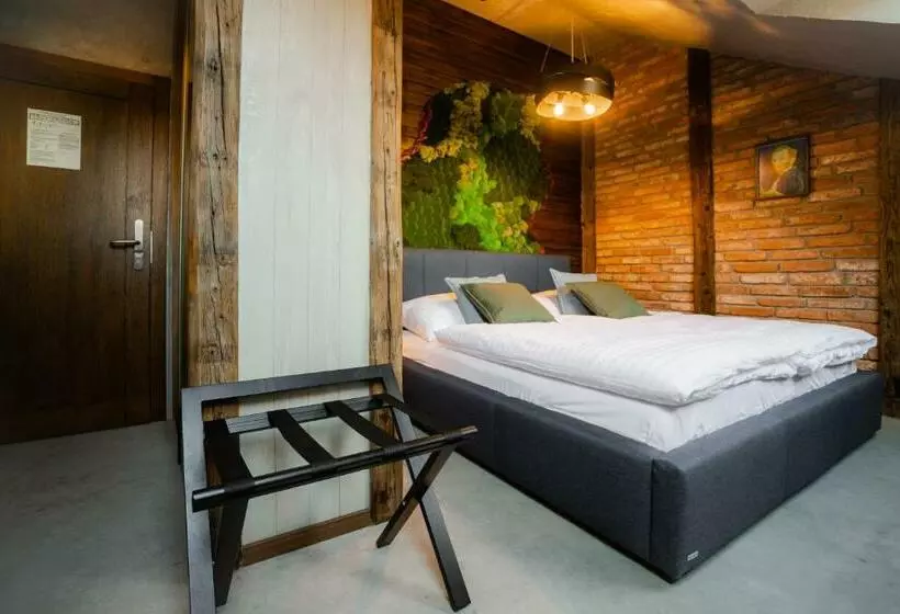 پانسیون Blue Bell Penzión