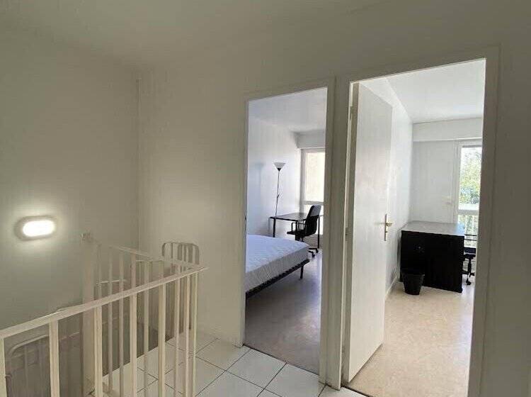 پانسیون Home Peace Hôte Three