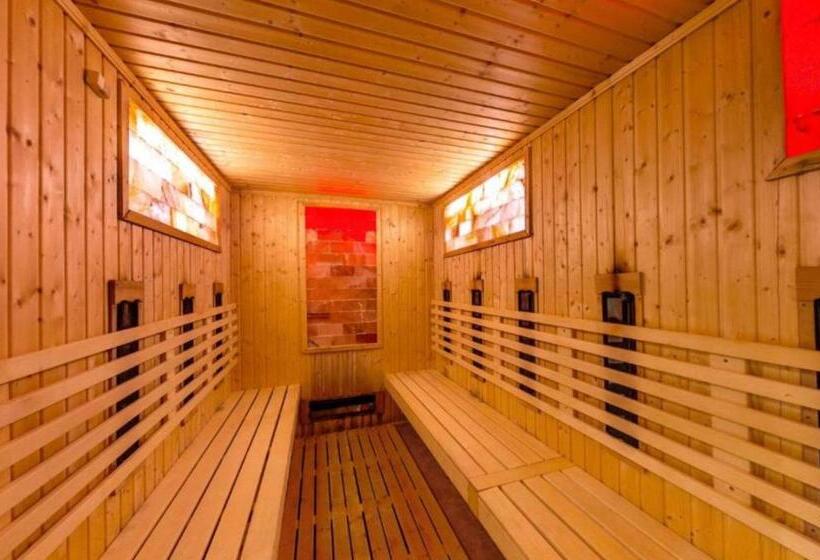 500м. от лифта сладък дом в белведере спа комплекс