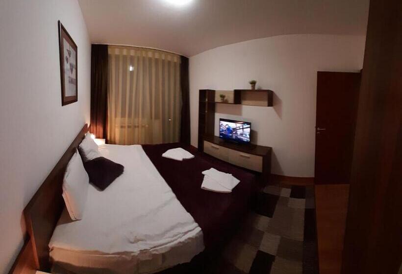 500м. от лифта сладък дом в белведере спа комплекс