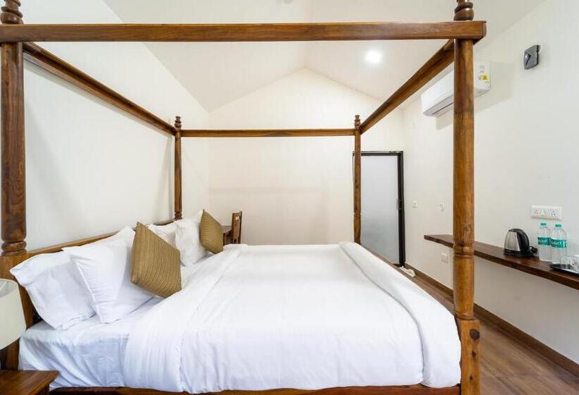 Hotel The Ayali Riverside Resort