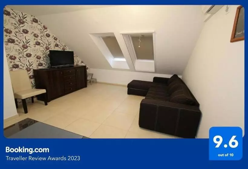 Blonde River Apartman Sőtér Szeged