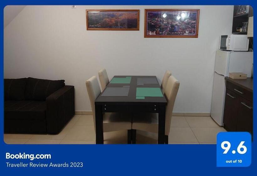 Blonde River Apartman Sőtér Szeged