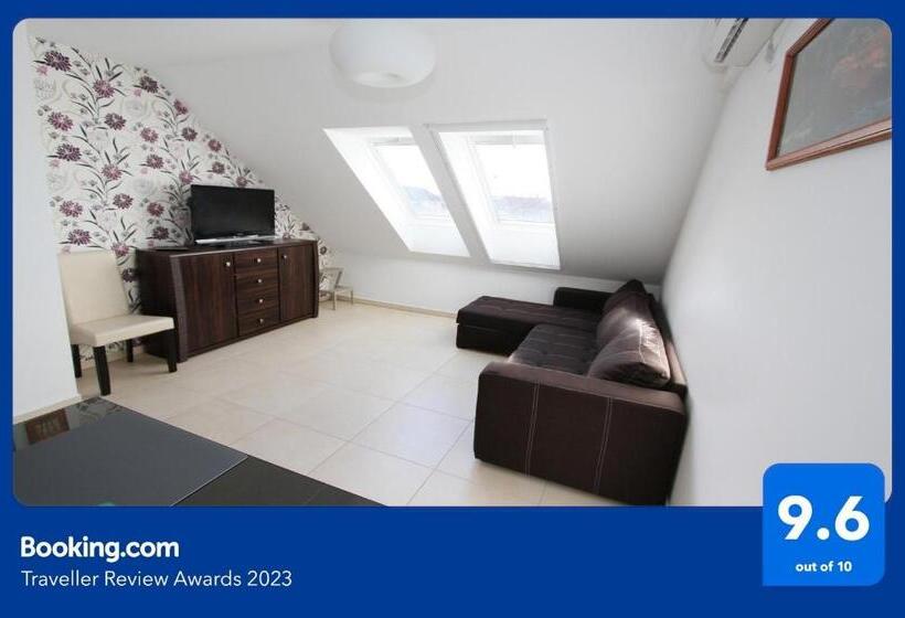 Blonde River Apartman Sőtér Szeged