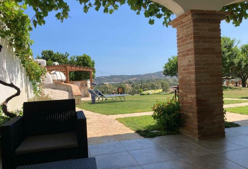 Hotel Essenza Di Mirto