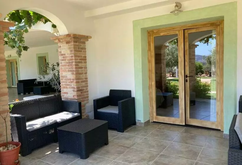 Hotelli Essenza Di Mirto