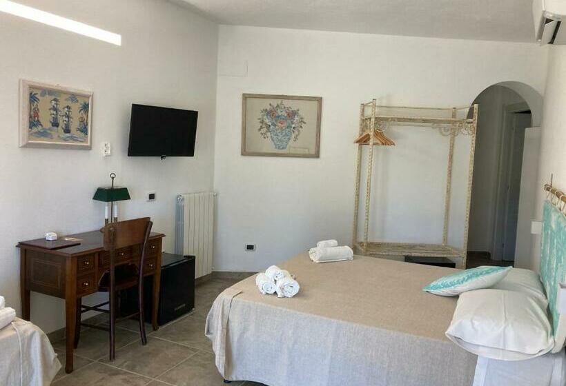 Hotel Essenza Di Mirto