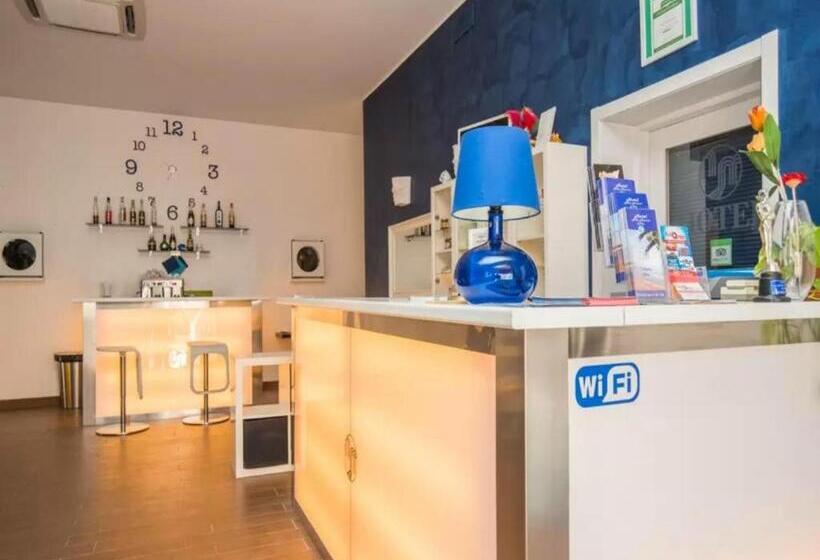 Отель Noto Marina Beach