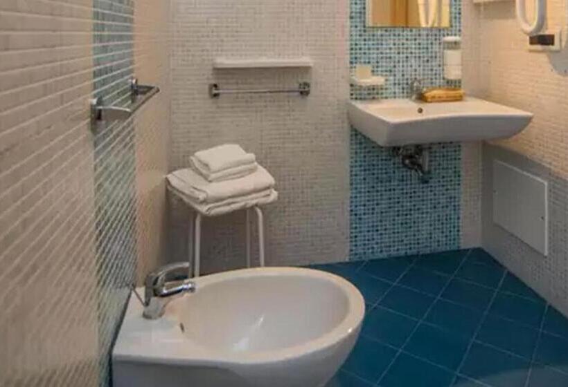 Отель Noto Marina Beach