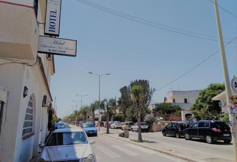 Отель Noto Marina Beach