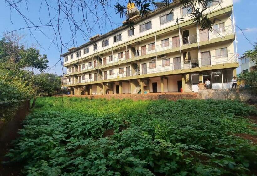 هتل Padmavati Palace