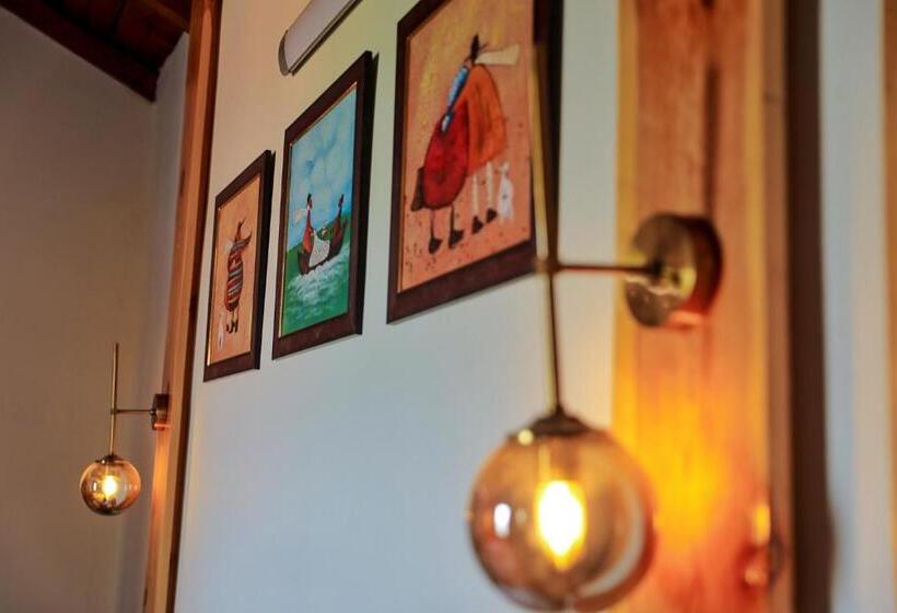 בית מלון כפרי Raahi Cottages Mukteshwar