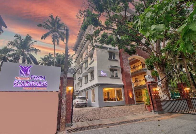 Отель Twin Fountains By Baywatch Express