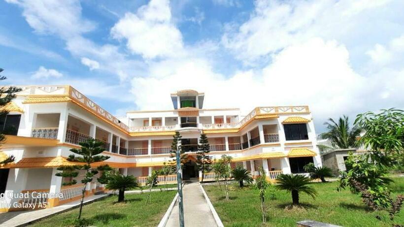 Sdd Suranjana Resort