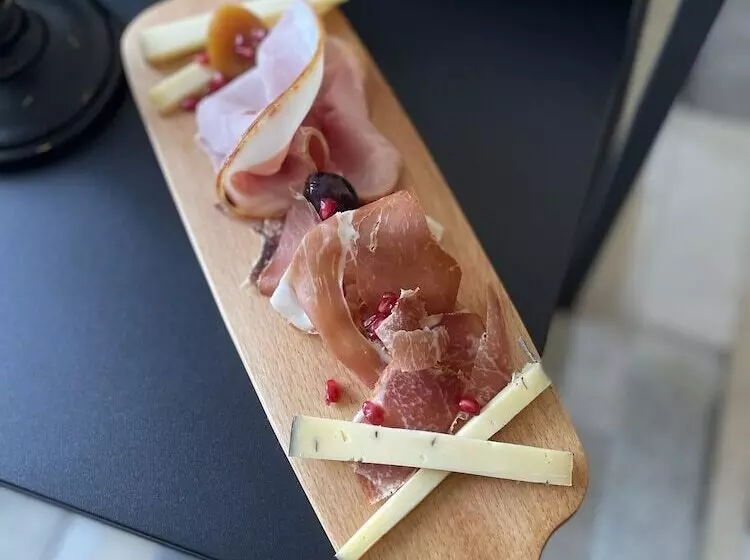 Aamiaismajoitus (B&B) Château De Neyran Chambre D Hôtes & Spa