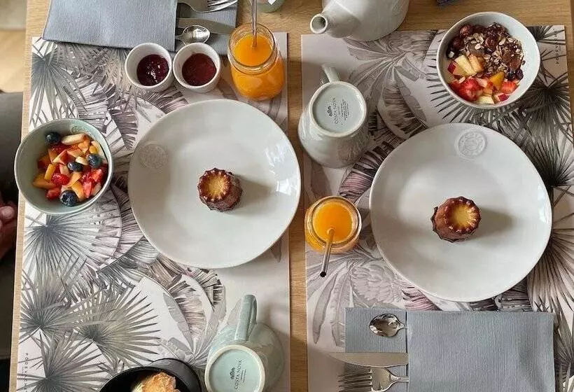 Aamiaismajoitus (B&B) Château De Neyran Chambre D Hôtes & Spa