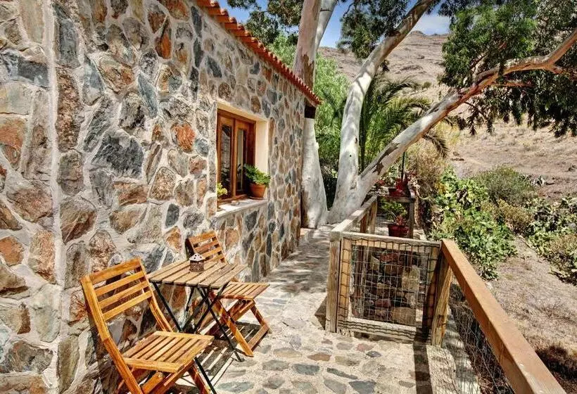 Casita Feliz
