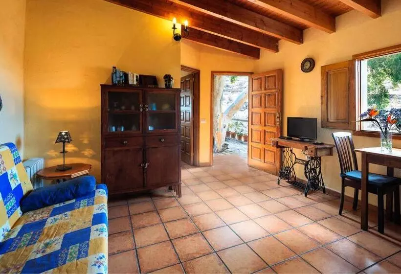 Casita Feliz