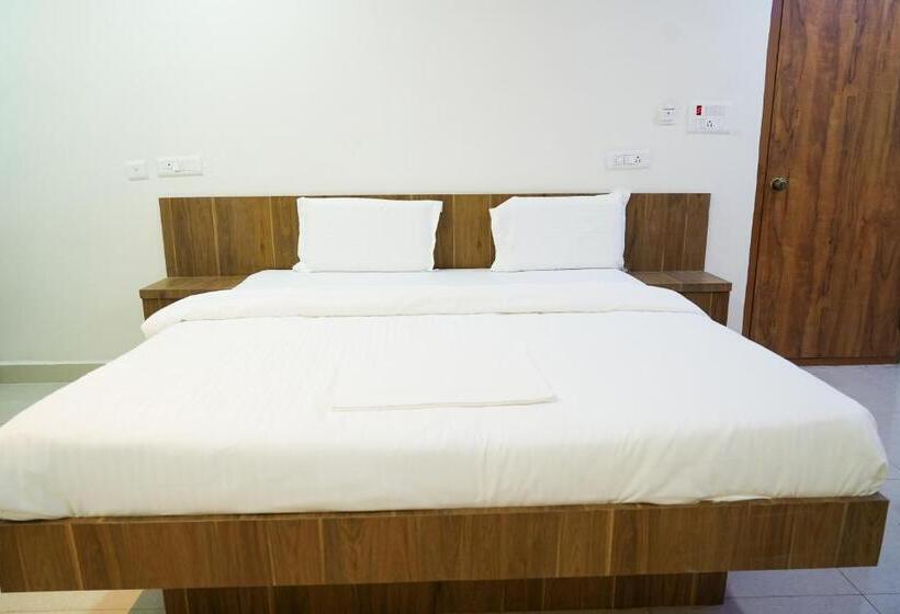 فندق 5 Star Grand  Premium