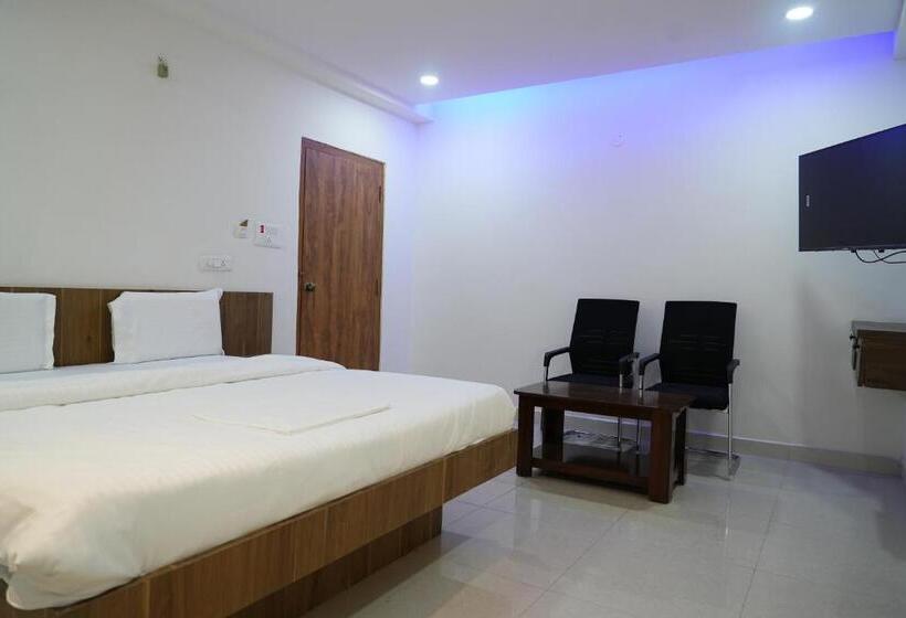 فندق 5 Star Grand  Premium